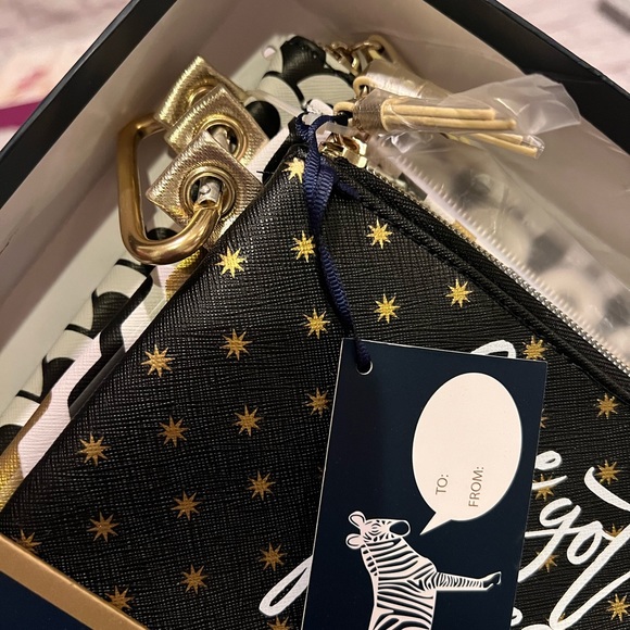 accessories set of three pouches travel “ I’ve got places to go” - Picture 6 of 6